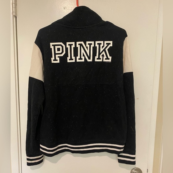 Size Small VS PINK 1/4 zip - Picture 2 of 7